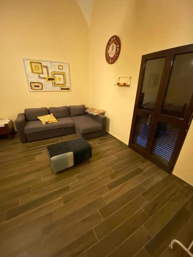 Al Vicolo Stretto Panzió Santa Maria a Vico Kültér fotó